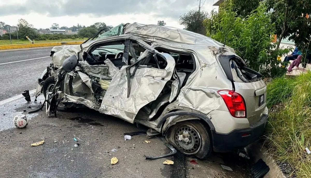 Accidente en la carretera Pachuca-Tulancingo: Mujer pierde la vida al volcar su vehículo