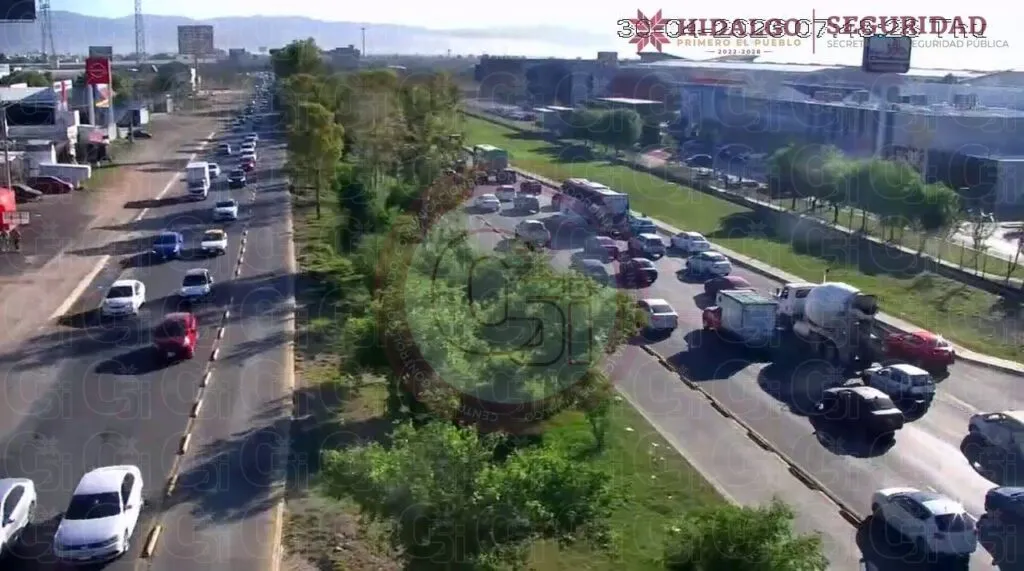 Pachuca colapsa: largas filas en la México-Pachuca