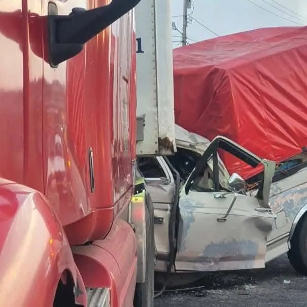 Tres muertos y dos lesionados tras choque múltiple en la México-Tuxpan