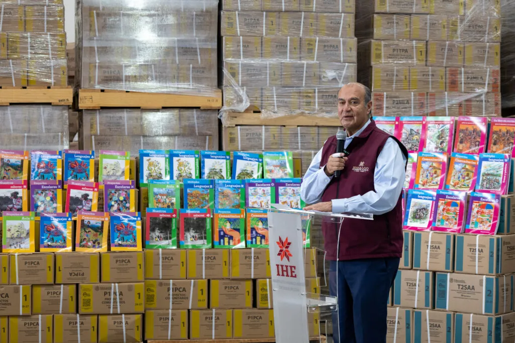 ¡Listos para las aulas! Hidalgo arranca entrega de millones de libros gratuitos a estudiantes