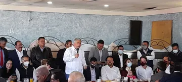 Anuncia José Narro plan de pensión para deportistas retirados