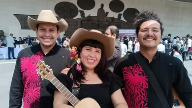 Los Tlacuilos representan la música huasteca en Colombia.