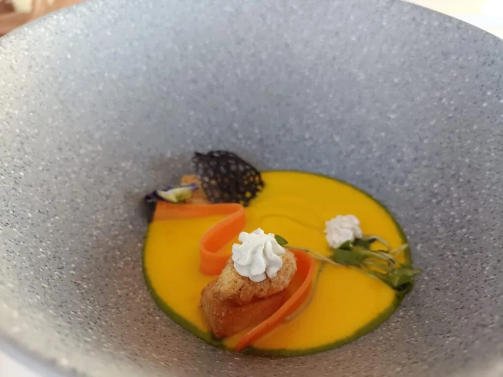 Arte y sabor: estudiantes de la UTVM crean menú inspirado en Byrón Gálvez en el Valle del Mezquital