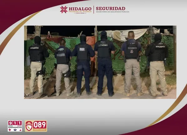 Autoridades detienen a dos personas y aseguran droga en operativo en El Saucillo.