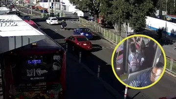 Tuzobús realiza frenado de emergencia
