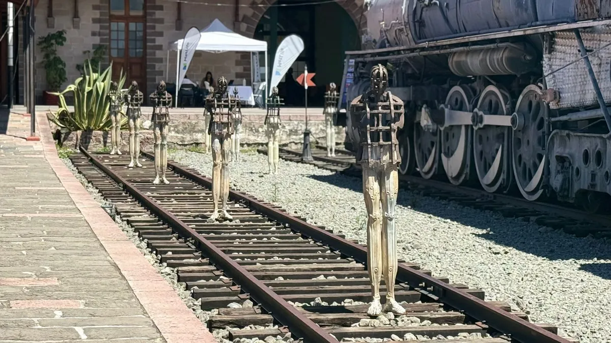 Migratio Animae transforma el ferrocarril en un viaje entre memoria y olvido. Conócelo hasta diciembre, entrada gratuita.