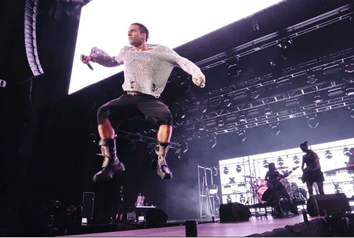 Una vorágine musical llamada Wos sacudió a 8 mil fanáticos en el Pepsi Center