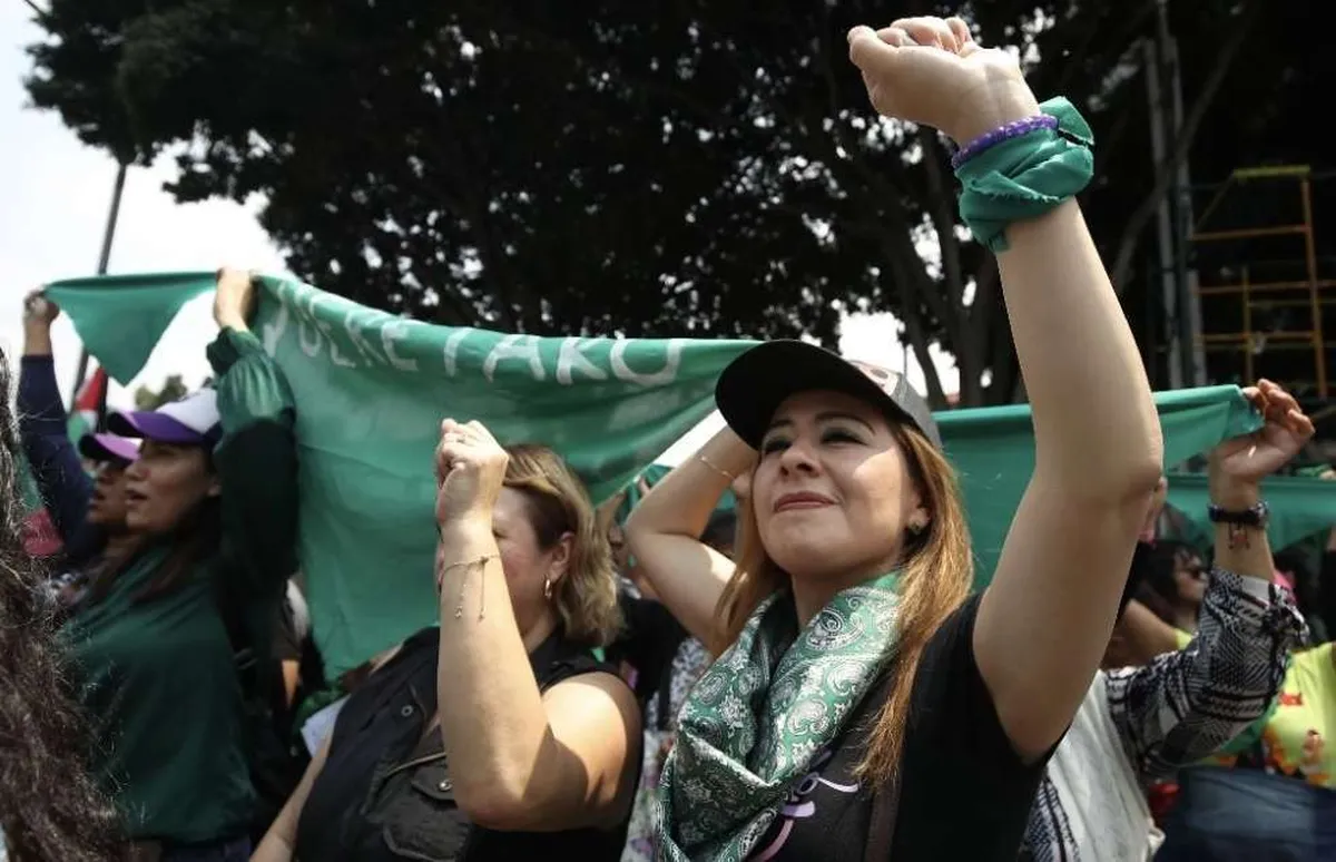 Casi dos mil millones de mujeres y niñas no tienen acceso a protección social: ONU