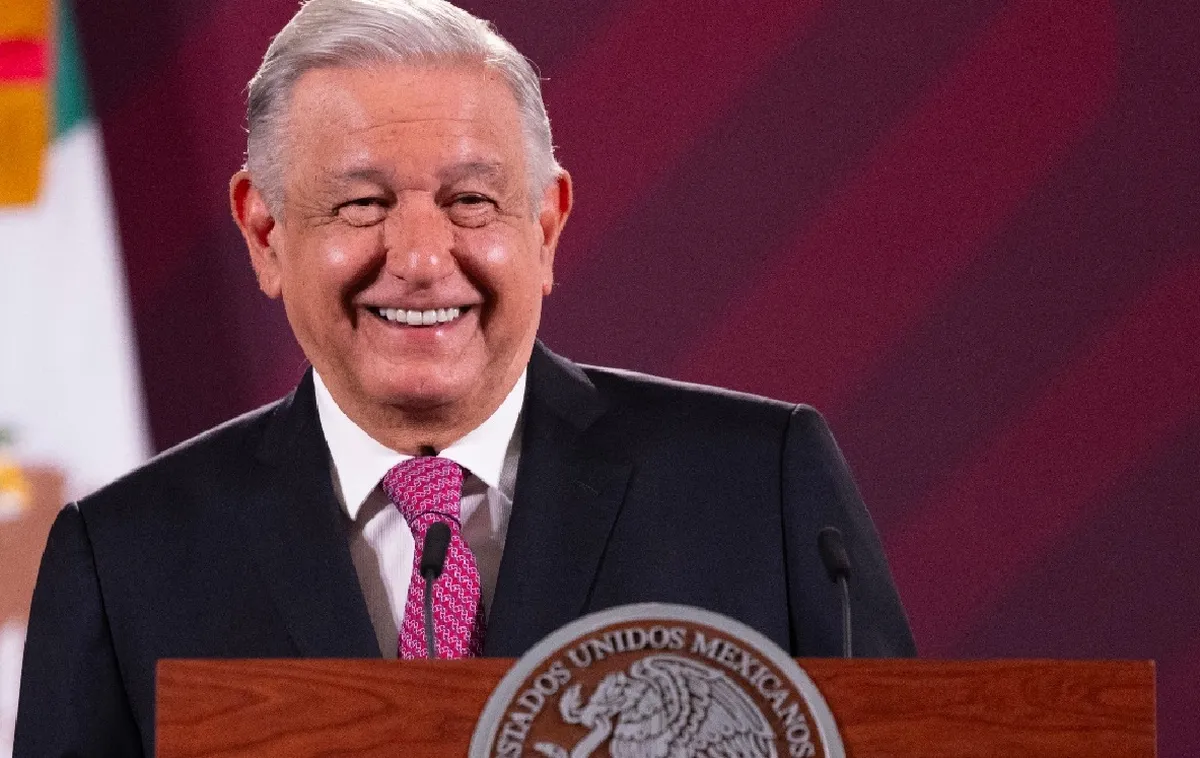 “Lamentable”, la desconfiguración del PRI, señala López Obrador