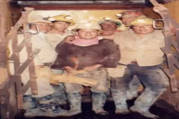 Pachuca conmemora el Día del Minero con exposición fotográfica “Desde las Entrañas” en Casa Rule