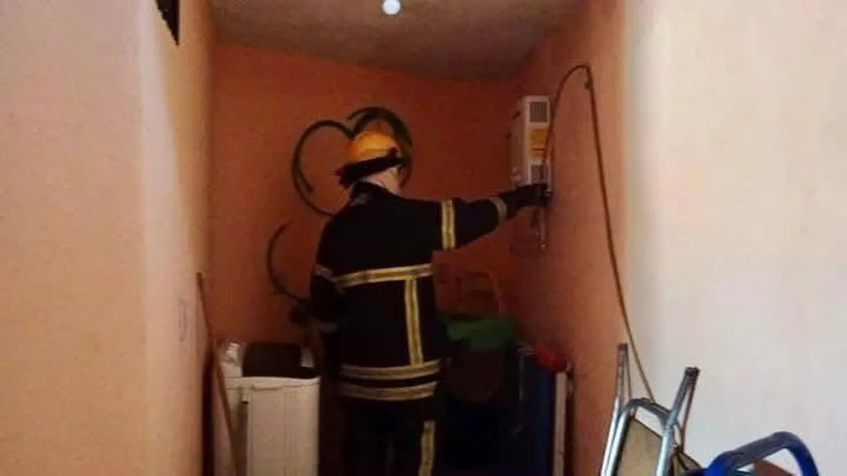 Mineral de la Reforma: bomberos auxilian a familia intoxicada por monóxido de carbono