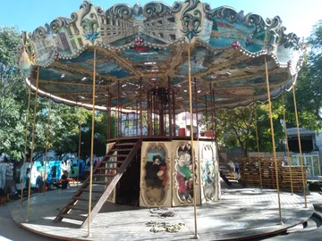 ¿Por qué el carrusel de navidad sigue en el Centro Cultural de Tulancingo? Te decimos