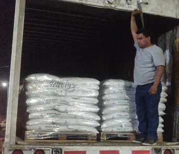 Sujetos roban tráiler; lo abandonan por no llevar mercancía de valor