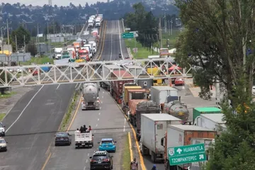 Bloqueos y cierres carreteros en México reportados este viernes.