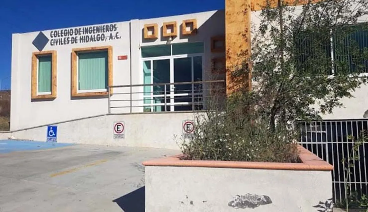 Acusan de irregularidades para presidir al Colegio de Ingenieros