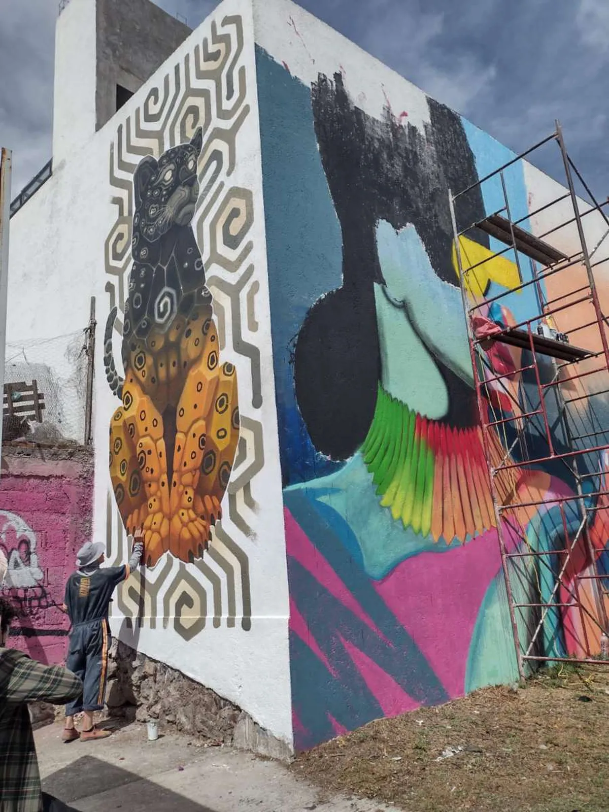 Artistas urbanos rescatan y dan vida a espacios públicos en Tulancingo