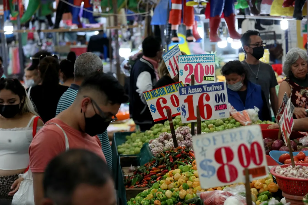 El Instituto Nacional de Estadística (Inegi) informó que de octubre a diciembre del año pasado la economía mexicana creció poco. Foto: La Jornada