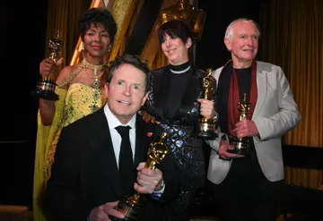Recibe Michael J. Fox Oscar honorífico