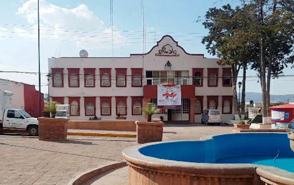 ¿Qué ocurre en Tepeapulco? Toman presidencia y acusan grupos de choque