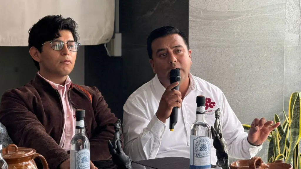 Feria San Francisco de Asís Acayuca 2025: cartel artístico, gastronomía y pabellón artesanal