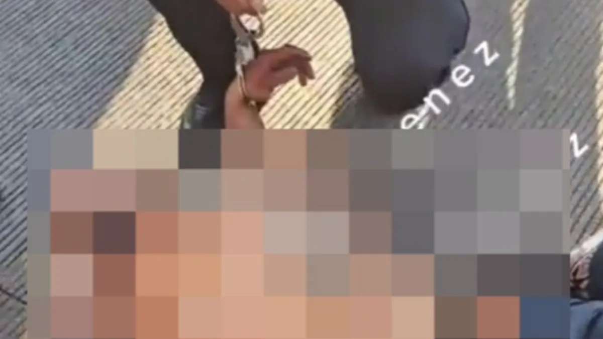 Las víctimas enfurecidas no lo dejaron ir hasta que la policía lo detuvo en estas condiciones.