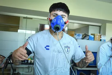 ‘Chofis’ López pasa exámenes médicos con los Tuzos