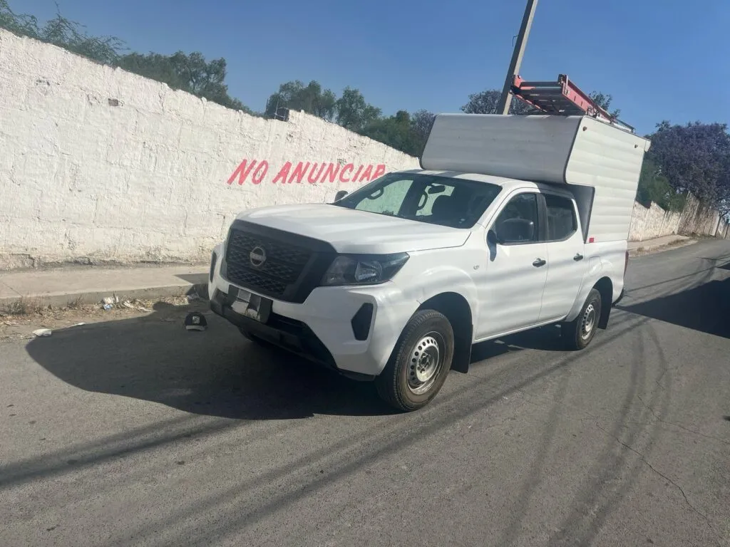 Ixmiquilpan: recuperan camioneta robada y detienen a dos