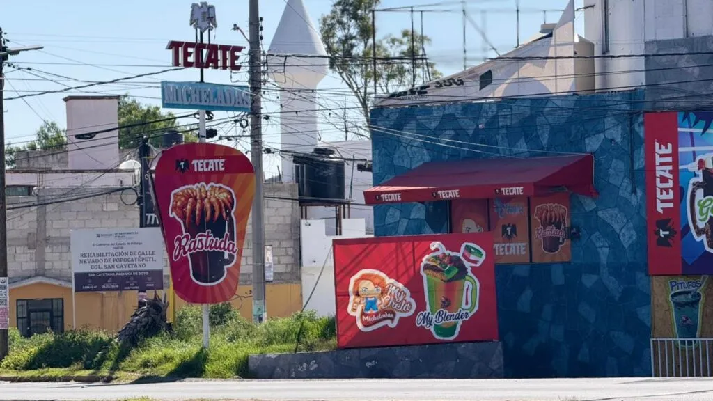 Pachuca busca poner orden ante proliferación de bares y cantinas