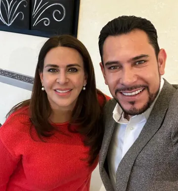 Carolina Viggiano e Israel Félix se reúnen para dialogar