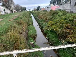 Las autoridades buscan frenar descargas irregulares antes de que provoquen otra emergencia ambiental en Tizayuca.