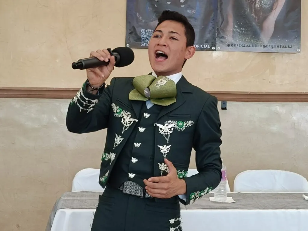 Joven hidalguense avanza a semifinales de “México Canta” con orgullo tolteca