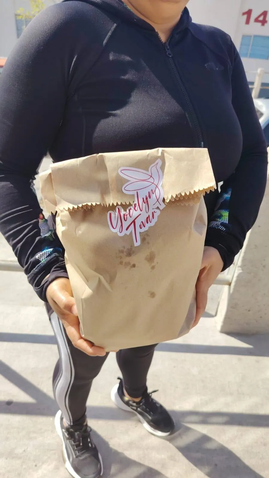 Atotonilco de Tula: acusan promoción personal de la alcaldesa con entrega de bolillos “a bajo costo”