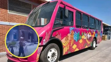 Autobús del Sitmah detenido tras un frenado de emergencia en Pachuca.