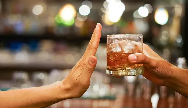 Un mes sin alcohol puede cambiar más de lo que imaginas. Esto revelan los estudios sobre el Enero Seco.