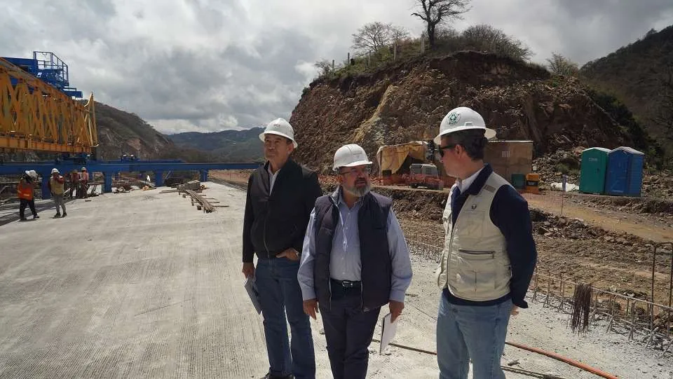  Supervisa titular de la SICT avances del nuevo entronque Real del Monte-Huasca, en Hidalgo