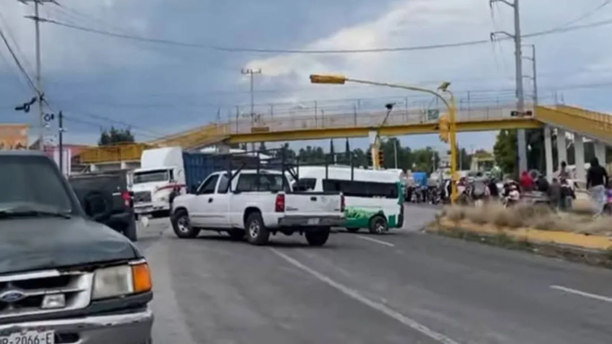 Liberan carretera Ixmiquilpan–Actopan tras 20 horas de bloqueo