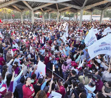 Claudia Sheinbaum concluye semana de precampaña junto a más de 60 mil personas
