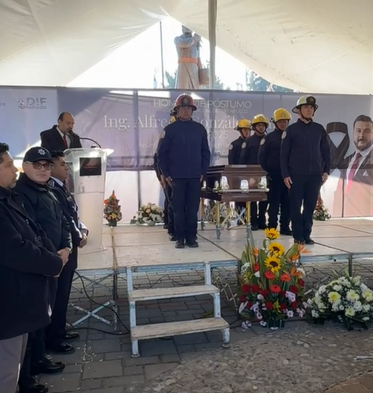 homenaje póstumo a Alfredo González Quiroz