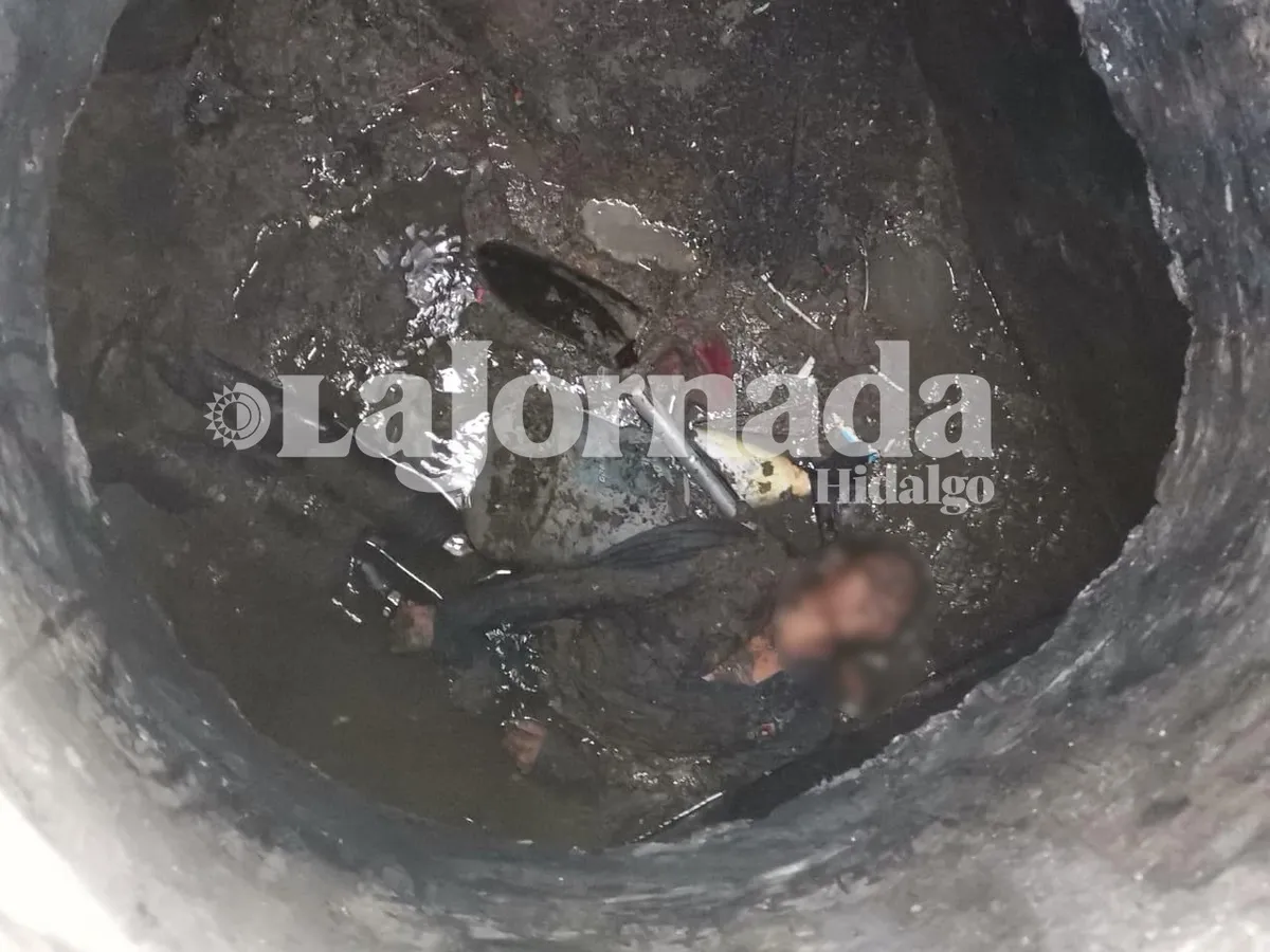 Muere trabajadora que limpiaba alcantarilla en Tula de Allende