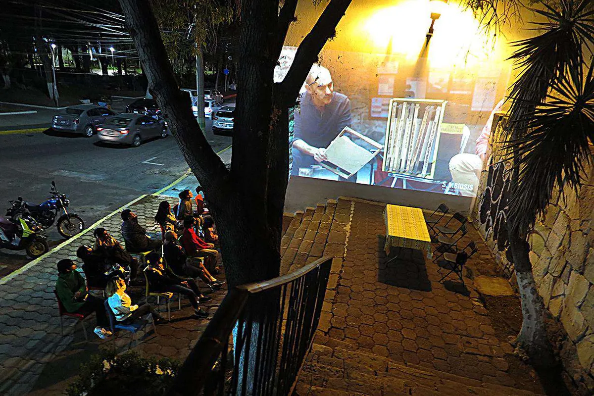 Foro Néctar V: un vistazo al mundo microscópico en Pachuca