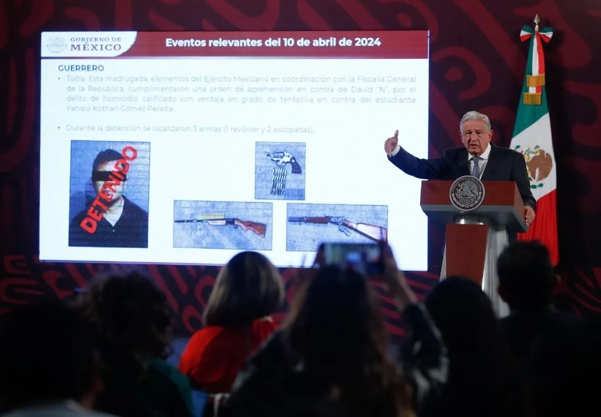 Fue detenido el policía que asesinó al normalista Yanqui Kothan: AMLO