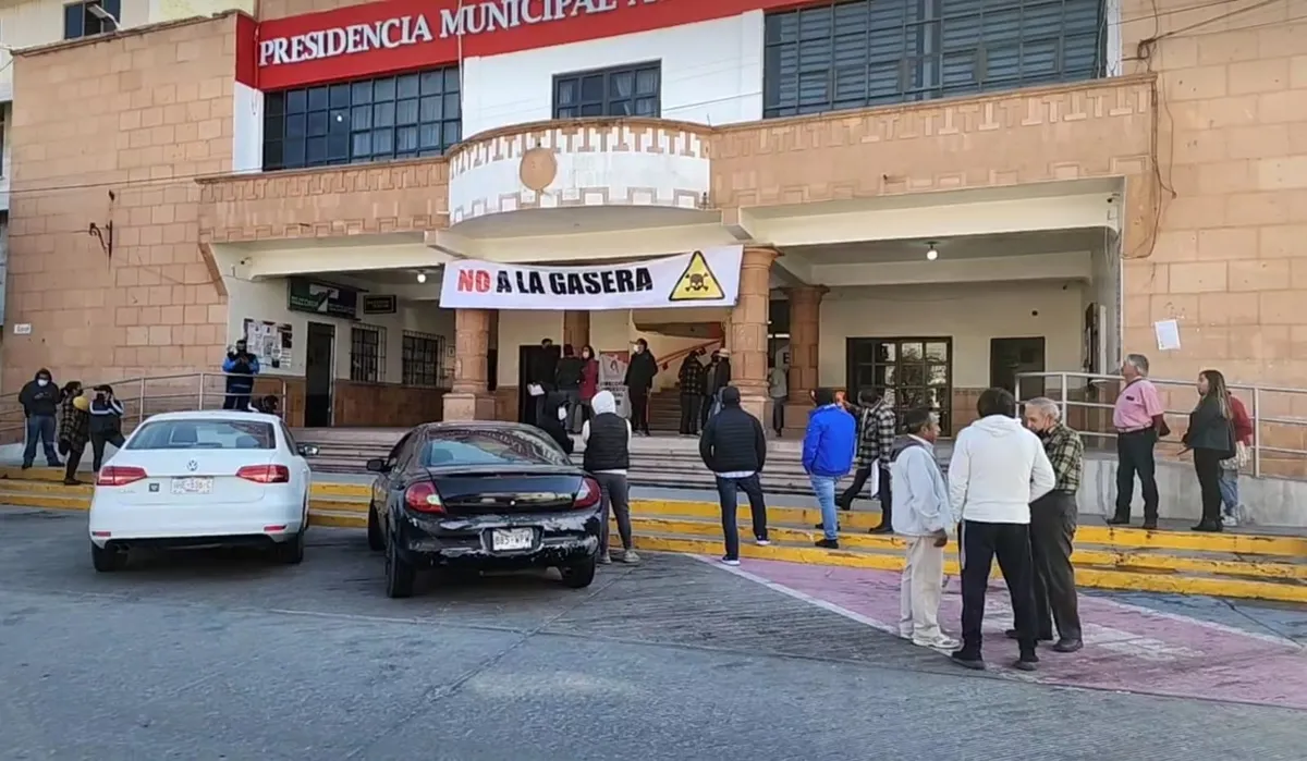 Habitantes de Atitalaquia exigen que autoridades  eviten instalación de gasera