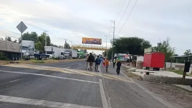 Ejidatarios anuncian cierre de la carretera