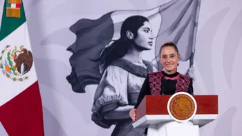 Claudia Sheinbaum durante su conferencia matutina, donde explicó el uso de datos geográficos de aspirantes de la UNAM.