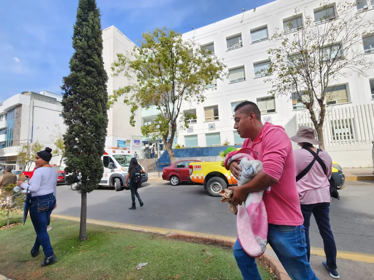 Reportan cuatro lesionados en Centro de Salud Jesús del Rosal