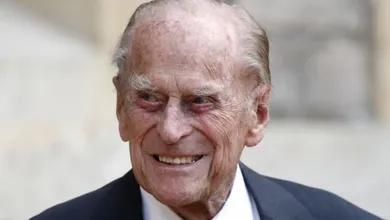 El príncipe Felipe, esposo de la reina Isabel II y Duque de Edimburgo, fue hospitalizado de manera preventiva en Londres tras haber sufrido un malestar. Foto Ap / Archivo