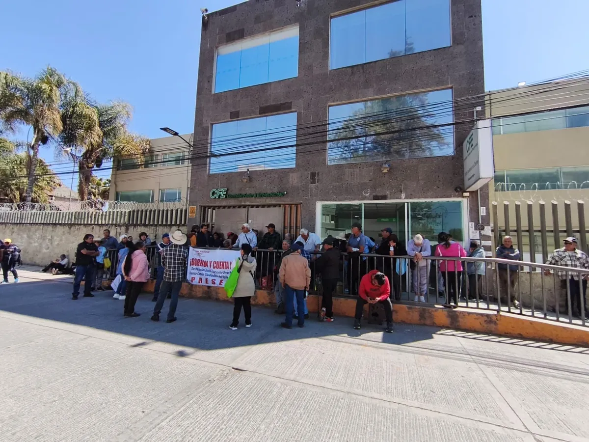 Borrón y cuenta nueva: así fue la movilización contra los altos recibos de luz en Hidalgo.