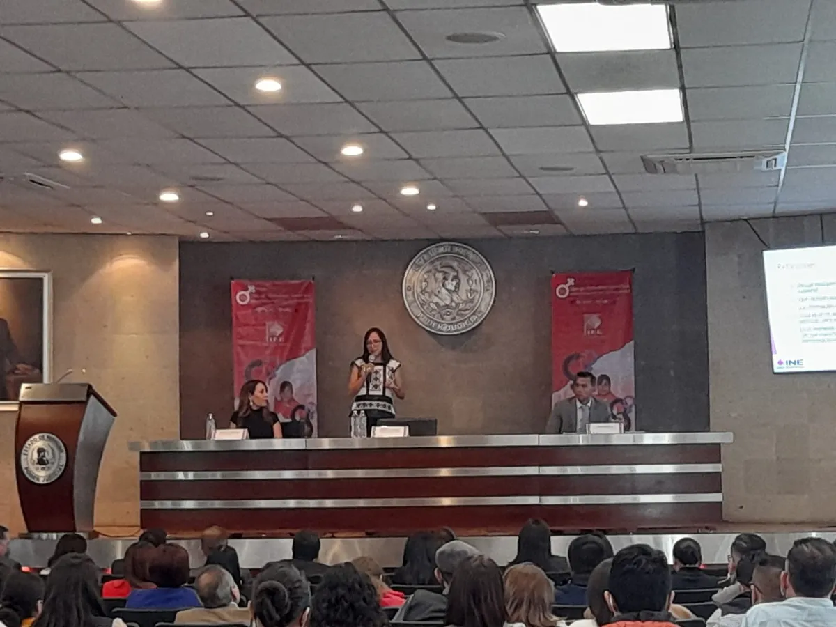 Mujeres en la política no denuncian violencia: INE