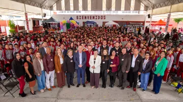 Estudiantes participan en jornada de prevención de adicciones