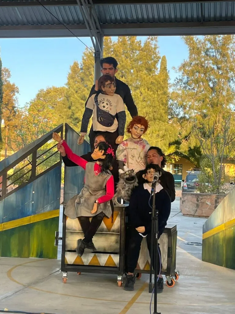 “El Moco” inicia gira con 12 funciones gratuitas en Huichapan